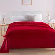 Cozy Flannel Throw Blanket for Couch and Bedroom