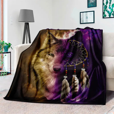 Wolf Fleece Throw Blanket with Dreamcatcher Pattern